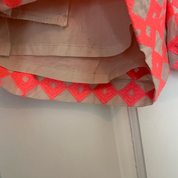 Ann Taylor Loft Shorts Womens Size 0 Neon Pink Embroidered Diamond Khaki - Picture 3 of 5